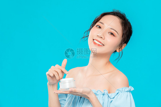 美女面部水润护肤保养护理图片