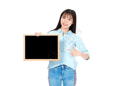 成人教育美女大学生拿黑板图片