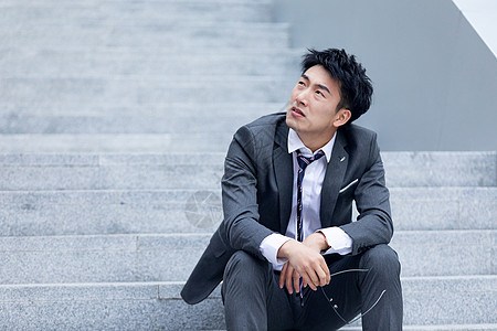 商务男性下班回家崩溃图片素材