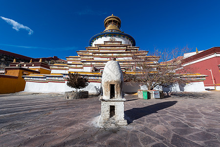 西藏自治区日喀则市白居寺图片