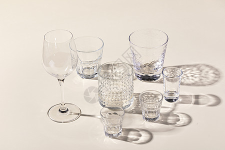 透明玻璃杯图片