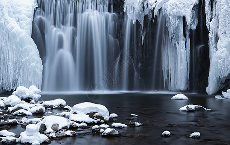 吉林龙湾群吊水壶景区冰雪瀑布风景高清图片