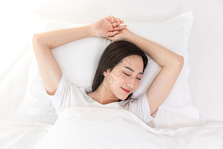 居家青年女性睡觉睡眠图片