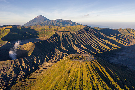 印尼布罗莫火山航拍特写图片