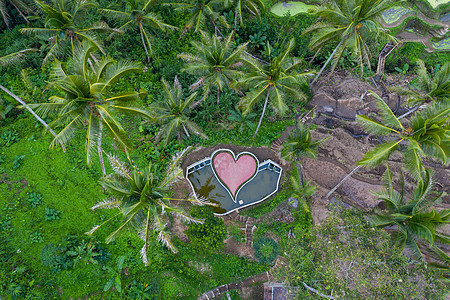 印尼巴厘岛爱心泳池背景图片