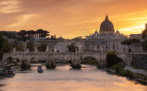 罗马城堡意大利首都罗马圣保罗大教堂日落背景