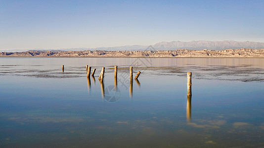 阿塞拜疆咸水湖人工湖图片