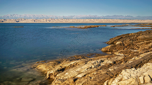 阿塞拜疆咸水湖人工湖图片