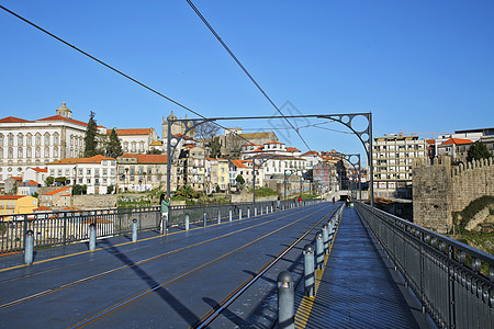 波尔图路易一世大桥桥面道路图片
