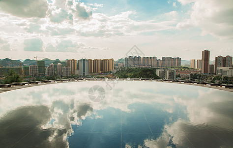 贵阳观山湖贵州贵阳泉湖公园天空之境背景