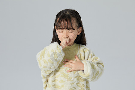小女孩生病咳嗽图片