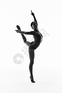 年轻女运动员艺术体操转体动作图片