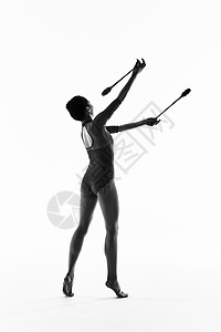 年轻女性艺术体操棒操动作展示背影图片