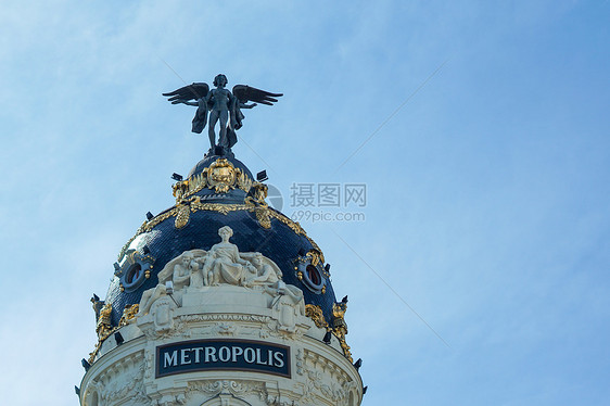 马德里地标大都会大厦圆顶天使雕塑图片