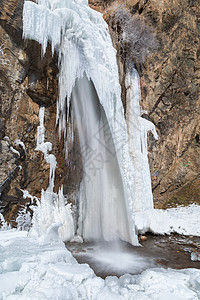 吉尔吉斯斯坦雪瀑自然风光图片