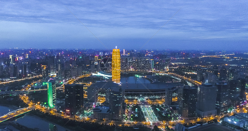 河南郑州郑东新区夜景图片