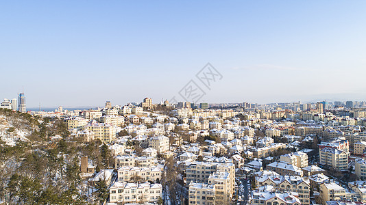 冬季城市青岛老城区雪景背景