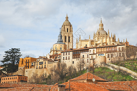 西班牙塞戈维亚老城高清图片