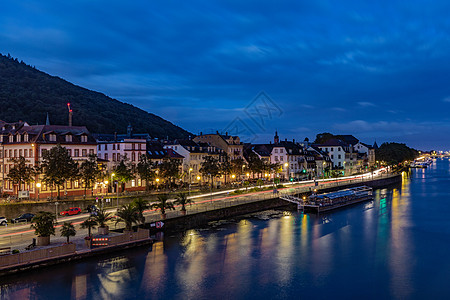 德国旅游名城海德堡内卡河夜景高清图片