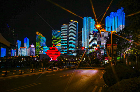 青岛五四广场夜景城市灯光秀图片