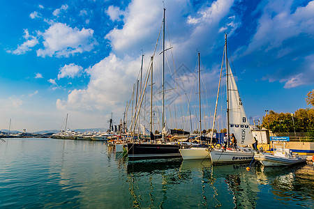 希腊雅典帆船码头图片