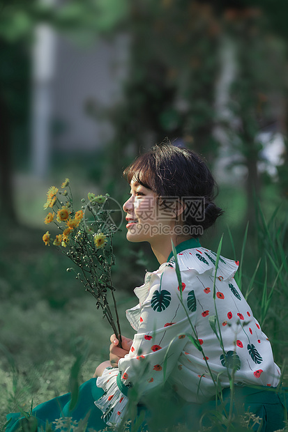 春天里的女孩图片