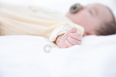 睡觉的宝宝婴儿睡觉睡眠手部特写背景