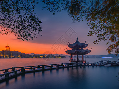 西湖桥杭州西湖长桥公园雷峰夕照景观背景