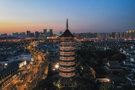 苏州北寺塔夜景图片