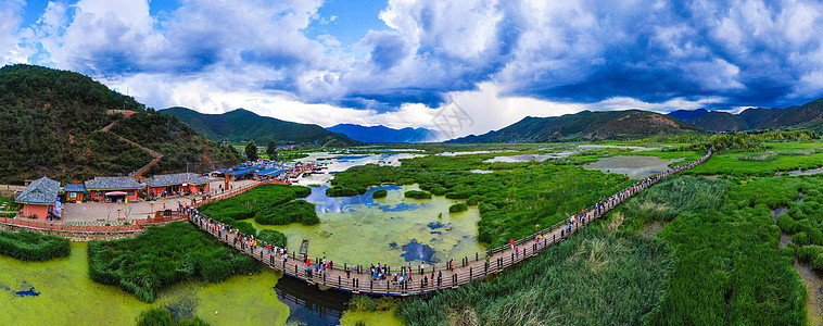 泸沽湖草海航拍图片