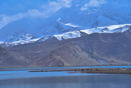 新疆帕米尔高原白沙湖图片