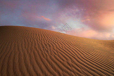 沙漠夕阳风景背景图片