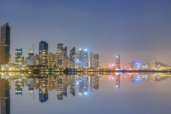 青岛第三海水浴场城市夜景图片