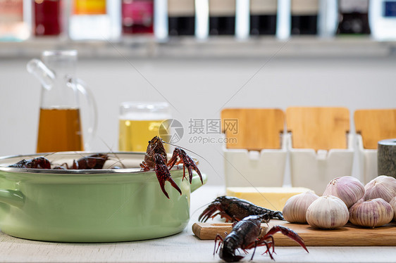 蒜蓉小龙虾食材图片