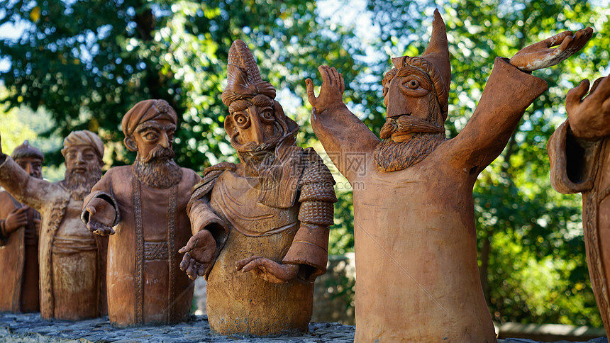 阿塞拜疆舍基民族雕塑模型图片