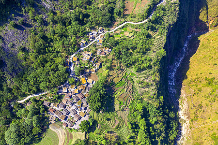 山里人家飞行小镇高清图片