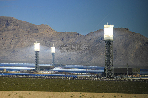 美国伊凡帕太阳能发电站图片
