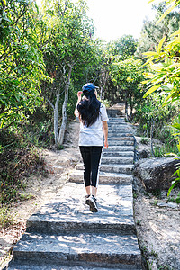 石梯登山美女人像图片