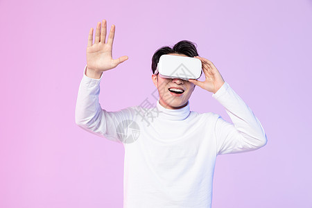 VR虚拟现实开心使用体验图片