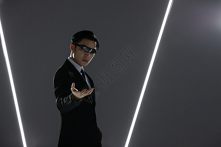 时尚科技男性VR眼镜图片
