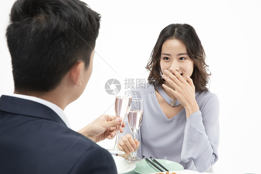 青年男女相亲约会图片