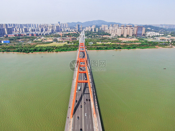 航拍湖南开福元跨湘江大桥图片