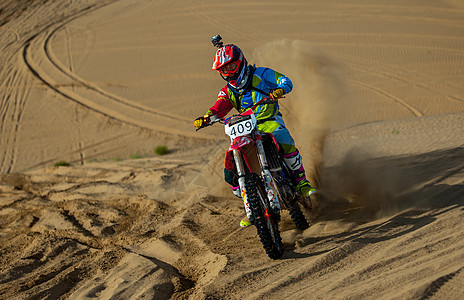 沙漠摩托车拉力赛图片