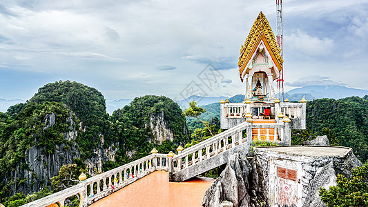 泰国甲米虎窟寺空中寺庙图片