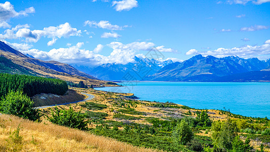 新西兰湖边自驾风光图片