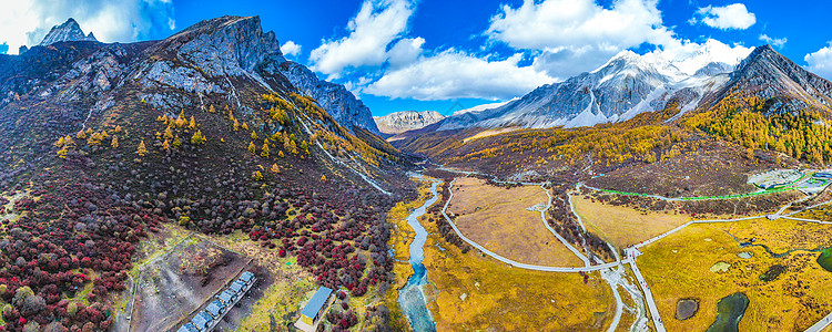 稻城亚丁风景区航拍高清图片