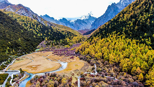 稻城亚丁风景区航拍图片