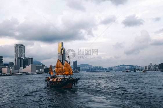 香港中环码头帆船海景图片