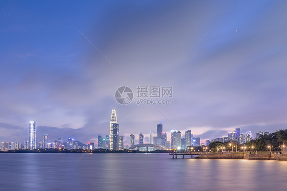 深圳湾夜景图片