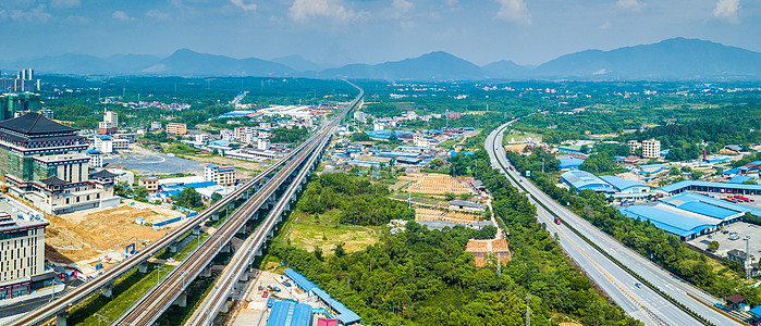 全景铁轨铁路高速公路交通运输延伸远方图片